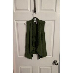 Matilda Jane  435 That’s The Ticket Vest. Size 8.